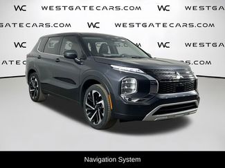 Used 2024 Mitsubishi Outlander SE video 2