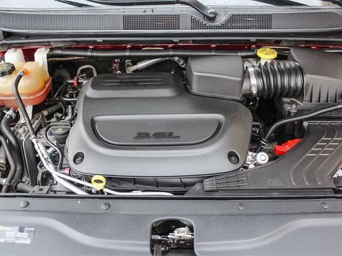 Used 2021 Chrysler Voyager Lxi image 37