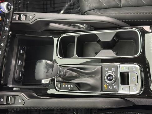 Used 2025 Kia Telluride SX Prestige X-Pro image 28