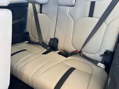 New 2026 Honda Pilot EX-L image 13