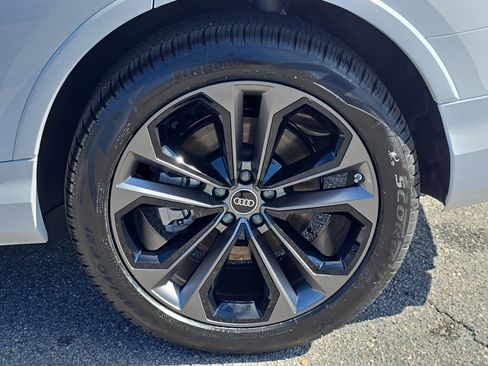 New 2026 Audi Q7 3.0T Premium Plus AWD/4WD image 37