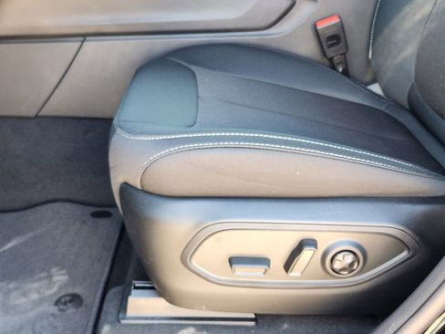 New 2026 Jeep Grand Cherokee Laredo RWD image 17