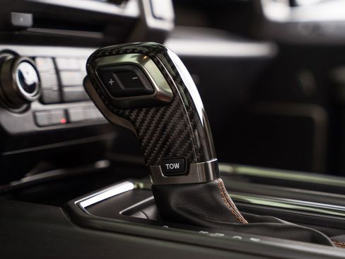 Used 2018 Ford F150 Raptor w/ Equipment Group 802A Luxury AWD/4WD image 39