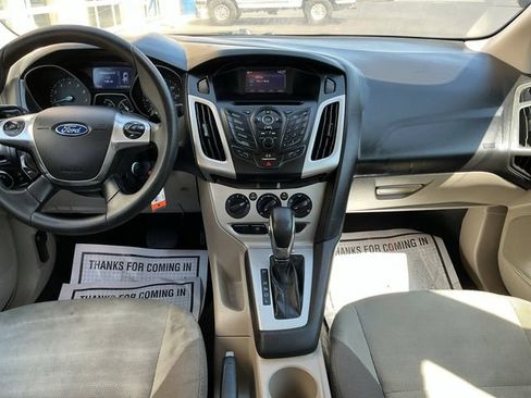 Used 2014 Ford Focus SE FWD image 13