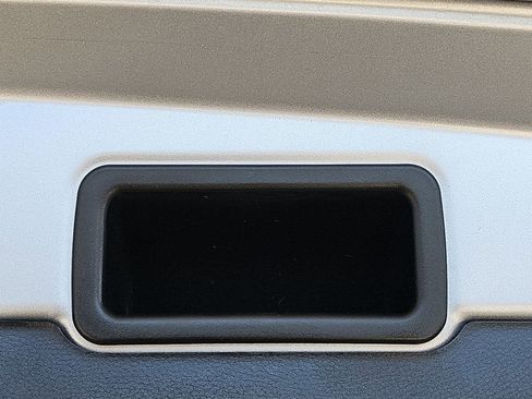 Used 2019 Subaru Crosstrek 2.0i Limited w/ Moonroof Package w/Navigation AWD/4WD image 16