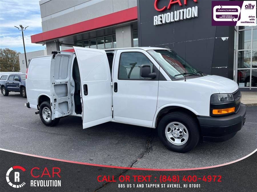 Used 2021 Chevrolet Express 2500 Extended w/ Driver Convenience Package RWD image 9