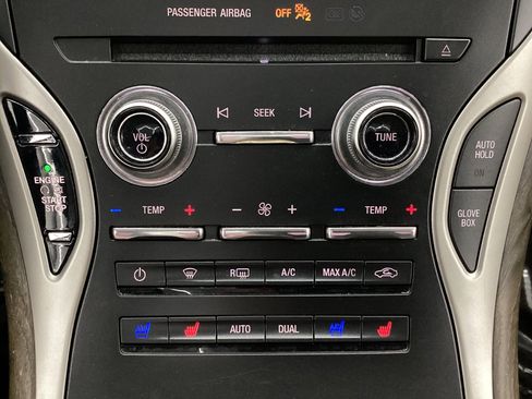 Used 2017 Lincoln MKX Reserve w/ Lincoln MKX Climate Package AWD/4WD image 36
