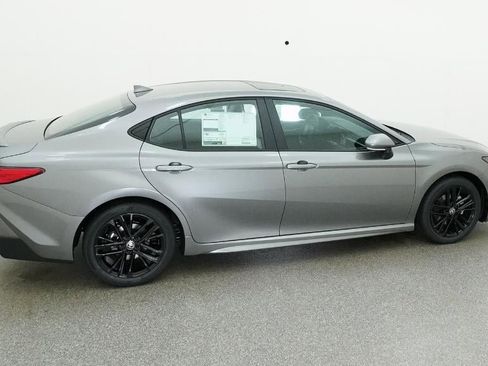 New 2026 Toyota Camry SE image 11