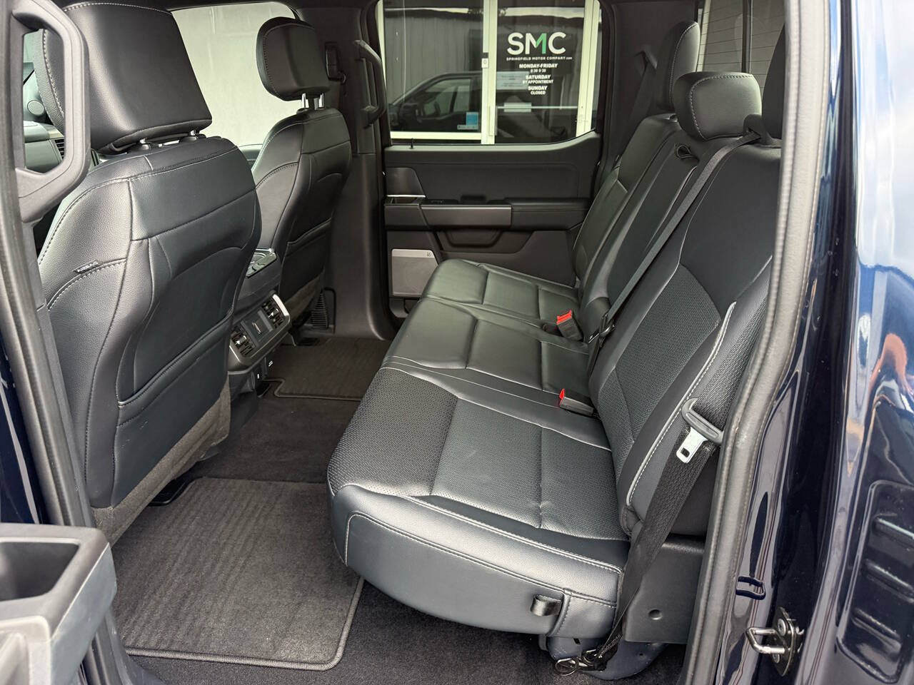 Used 2024 Ford F150 Lariat AWD/4WD image 16