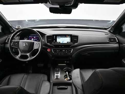 Certified 2023 Honda Passport TrailSport image 30