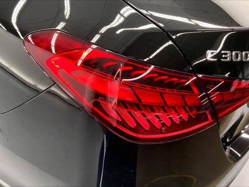 Used 2023 Mercedes-Benz C 300 Sedan image 29