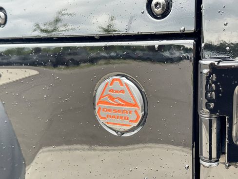 Used 2022 Jeep Gladiator Mojave w/ LED Lighting Group AWD/4WD image 18
