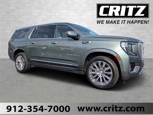 Used 2023 GMC Yukon XL Denali image 1