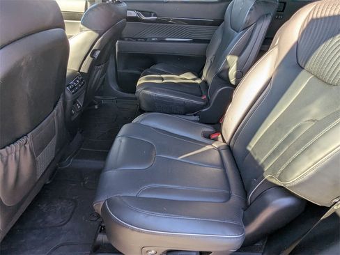 Used 2024 Hyundai Palisade Calligraphy image 18