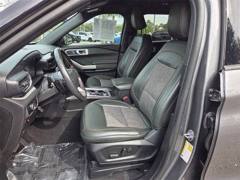 Used 2023 Ford Explorer Timberline image 10