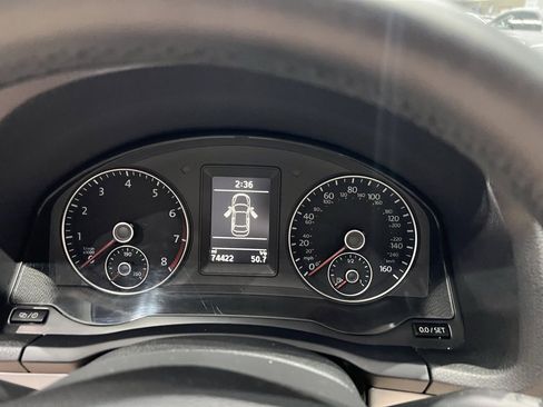 Used 2015 Volkswagen Eos Komfort image 37