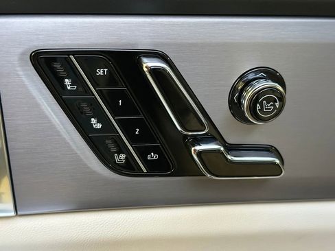 New 2026 Cadillac Vistiq Sport image 23