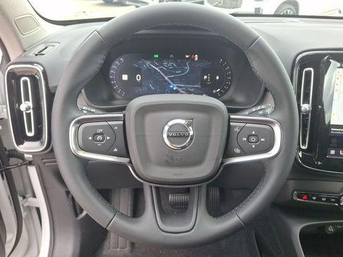 New 2026 Volvo XC40 B5 Core w/ Climate Package image 17