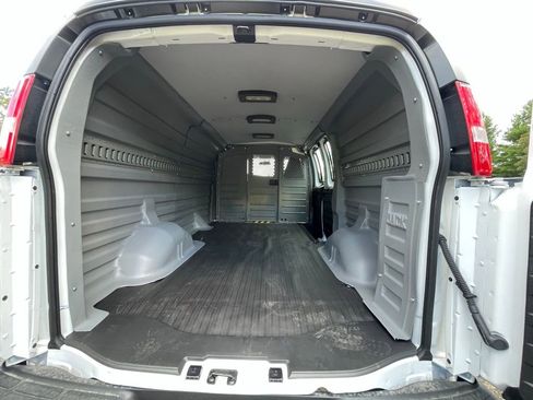 New 2025 Chevrolet Express 2500 w/ Driver Convenience Package RWD image 18