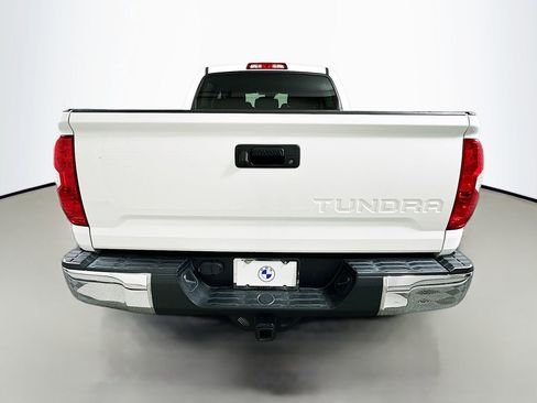 Used 2018 Toyota Tundra SR5 w/ SR5 Upgrade Package RWD image 6