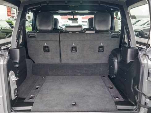 Used 2023 Jeep Wrangler Sahara w/ Cold Weather Group image 24