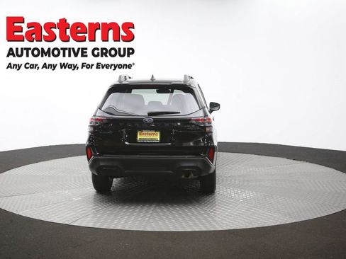 Used 2025 Subaru Forester Premium AWD/4WD image 40