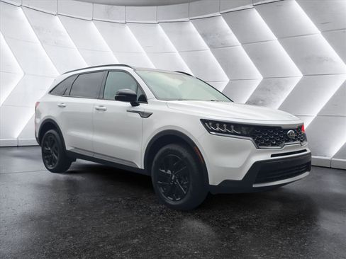 Used 2021 Kia Sorento S w/ Panoramic Sunroof Package image 7