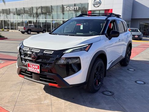 New 2026 Nissan Rogue SV AWD/4WD image 4
