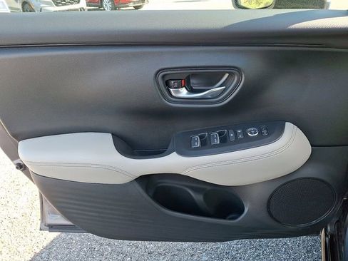 Certified 2026 Honda HR-V EX-L image 12