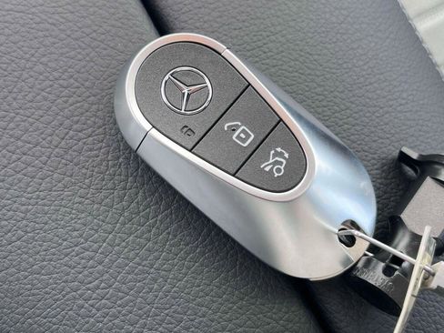 New 2026 Mercedes-Benz C 300 4MATIC Sedan image 4
