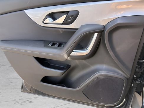 Used 2022 Chevrolet Blazer LT image 22