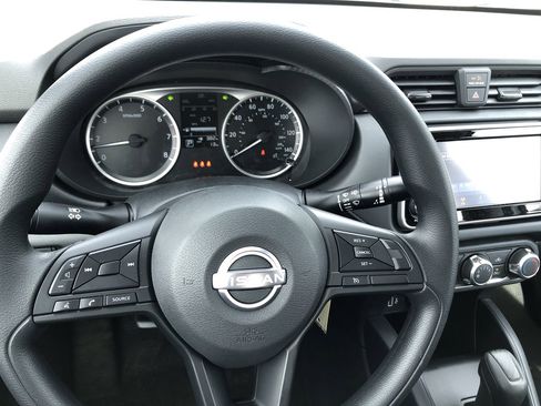 New 2025 Nissan Versa S w/ Trunk Package image 23