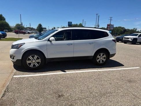 Used 2017 Chevrolet Traverse LT AWD/4WD image 8