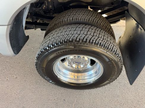 Used 2024 Ford F350 XLT w/ FX4 Off-Road Package image 31