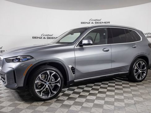 Used 2026 BMW X5 sDrive40i RWD image 9