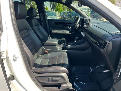 Used 2025 Honda CR-V Sport Touring image 17
