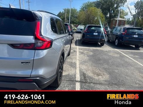 Used 2024 Honda CR-V Sport Touring image 6