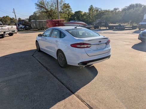 Used 2018 Ford Fusion Titanium image 7