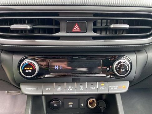 Used 2023 Hyundai Kona Limited AWD/4WD image 23