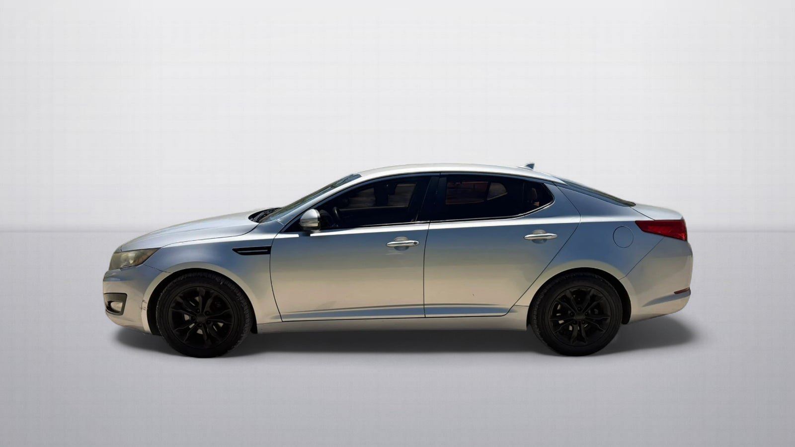 Used 2013 Kia Optima LX FWD image 3