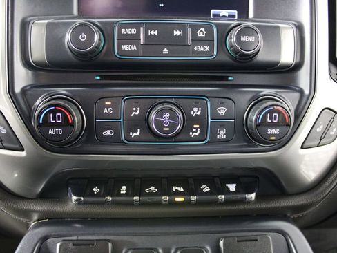 Used 2017 Chevrolet Silverado 2500 LTZ image 26