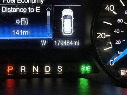 Used 2016 Ford Explorer XLT AWD/4WD image 13