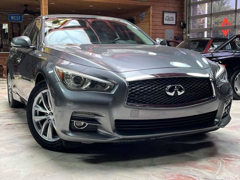 Used 2015 INFINITI Q50 Premium w/ Navigation Package AWD/4WD image 4