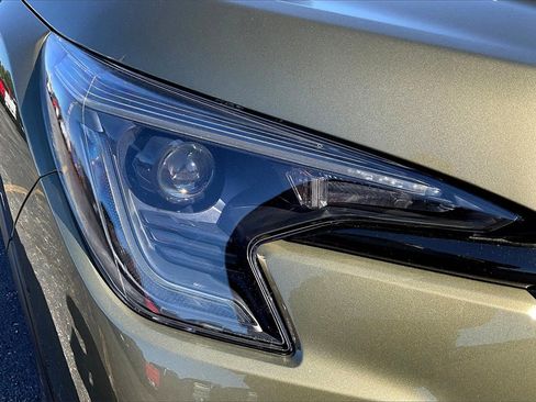 Used 2025 Subaru Ascent Bronze Edition image 33