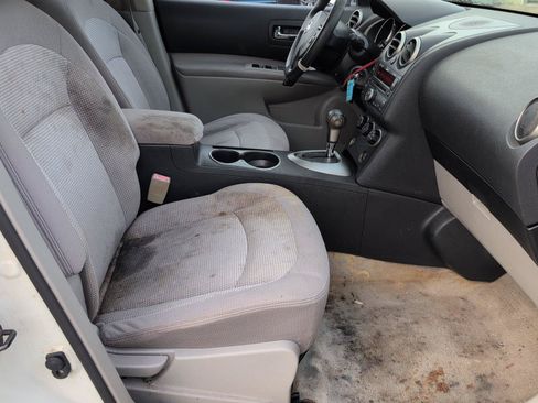 Used 2009 Nissan Rogue SL w/ Premium Pkg FWD image 36