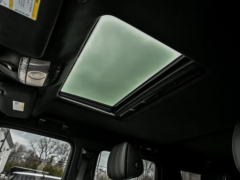 Used 2024 Mercedes-Benz G 63 AMG 4MATIC image 29