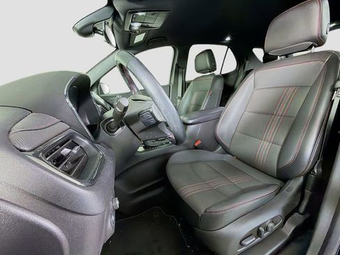 Used 2023 Chevrolet Equinox RS image 13