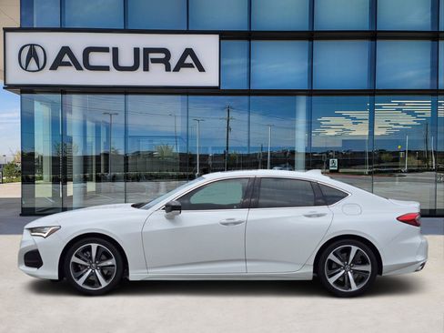 Certified 2025 Acura TLX w/ Technology Package image 3