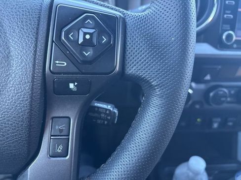 Used 2023 Toyota Tacoma TRD Sport image 14