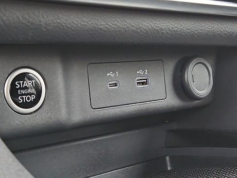 Certified 2023 Nissan Rogue S image 21